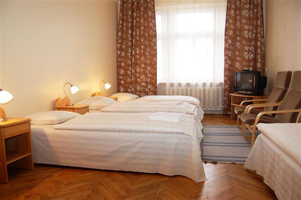 Guesthouse Jakob Lenz Рига Екстериор снимка