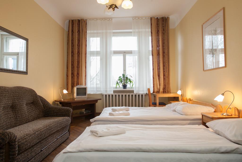 Guesthouse Jakob Lenz Рига Екстериор снимка
