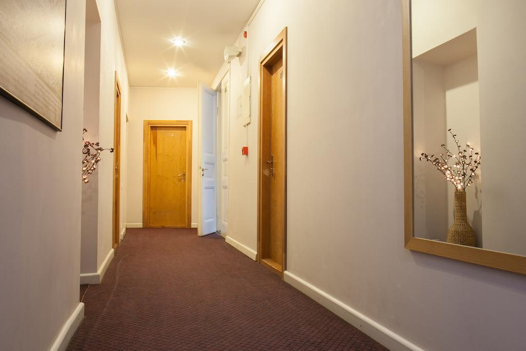 Guesthouse Jakob Lenz Рига Екстериор снимка