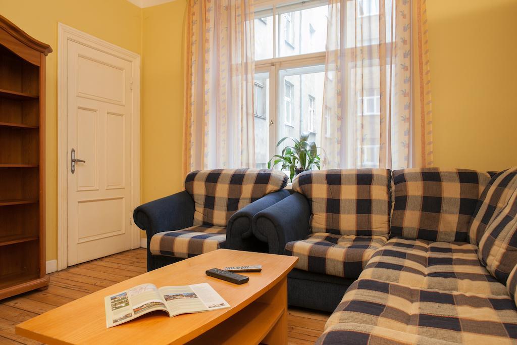 Guesthouse Jakob Lenz Рига Екстериор снимка